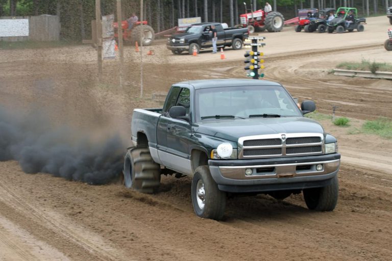 BATTLE OF THE DIESELS 2: MERCHANT AUTOMOTIVE WEST MICHIGAN SAND DRAGS